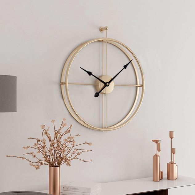 Plutus | Wall Clock