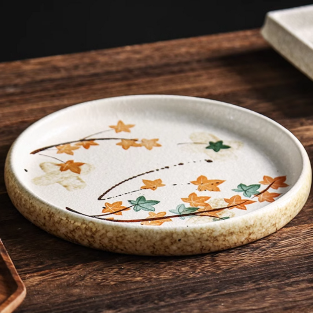 Fukutora Ware Hand-Painted Maple Leaf Plate