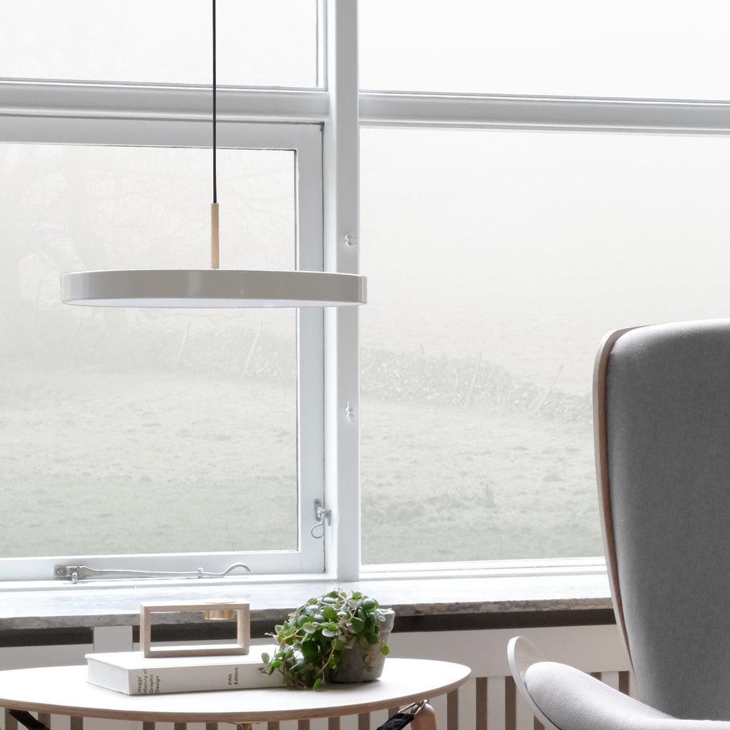 Pearl White / Brass / Medium: 16.9 in diameter Asteria Pendant Light OPEN BOX