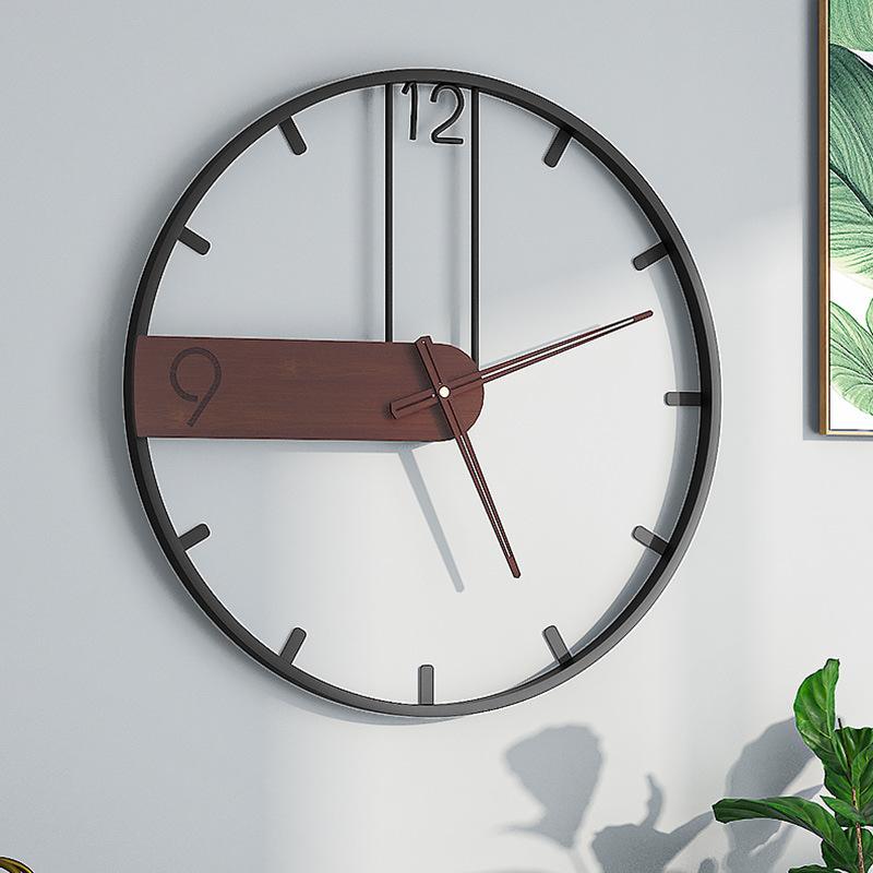Modern Elegant Wall Clock