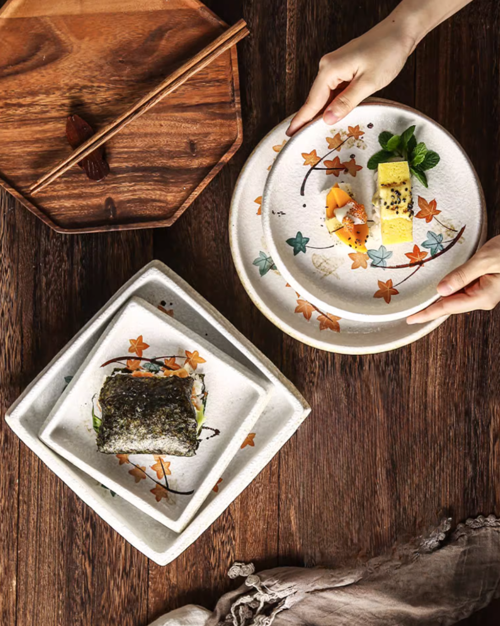 Fukutora Ware Hand-Painted Maple Leaf Plate