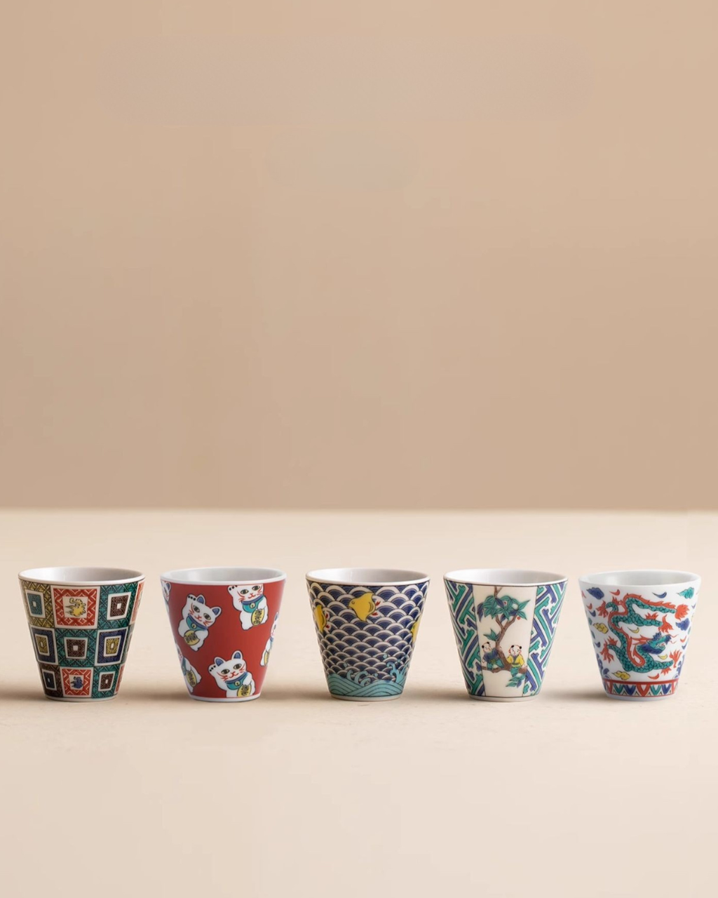 Kutani Ware Traditional Hand-Painted Gongfu Tea Set – Gift Box Edition