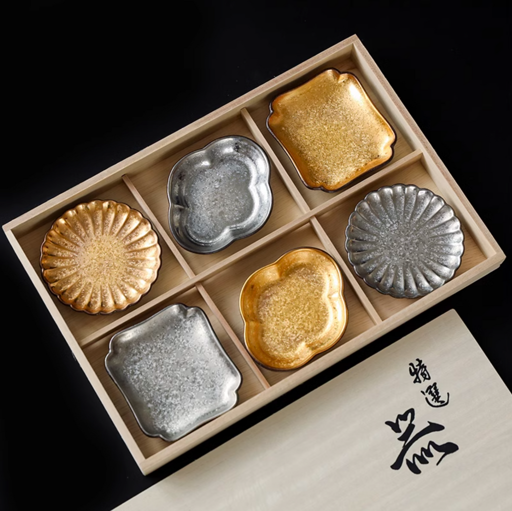 Hasami Ware Toyotsu Handcrafted Gold and Silver Decorated Dessert Plate Gift Set