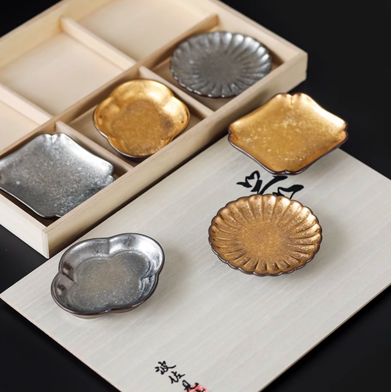 Hasami Ware Toyotsu Handcrafted Gold and Silver Decorated Dessert Plate Gift Set