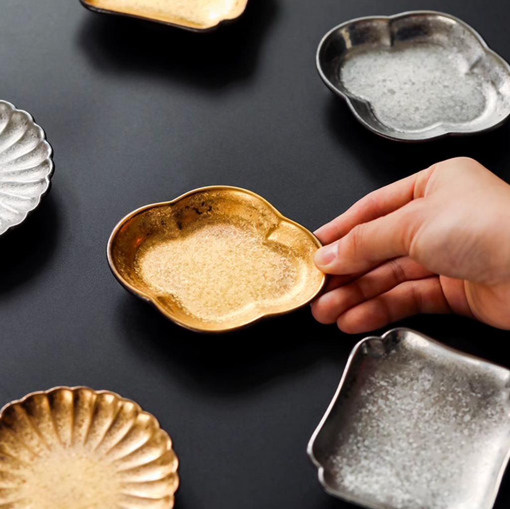 Hasami Ware Toyotsu Handcrafted Gold and Silver Decorated Dessert Plate Gift Set