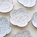 Arita Ware Hand-Painted Auspicious Knot Plate Gift Set