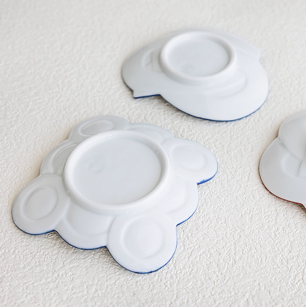 Arita Ware Hand-Painted Auspicious Knot Plate Gift Set