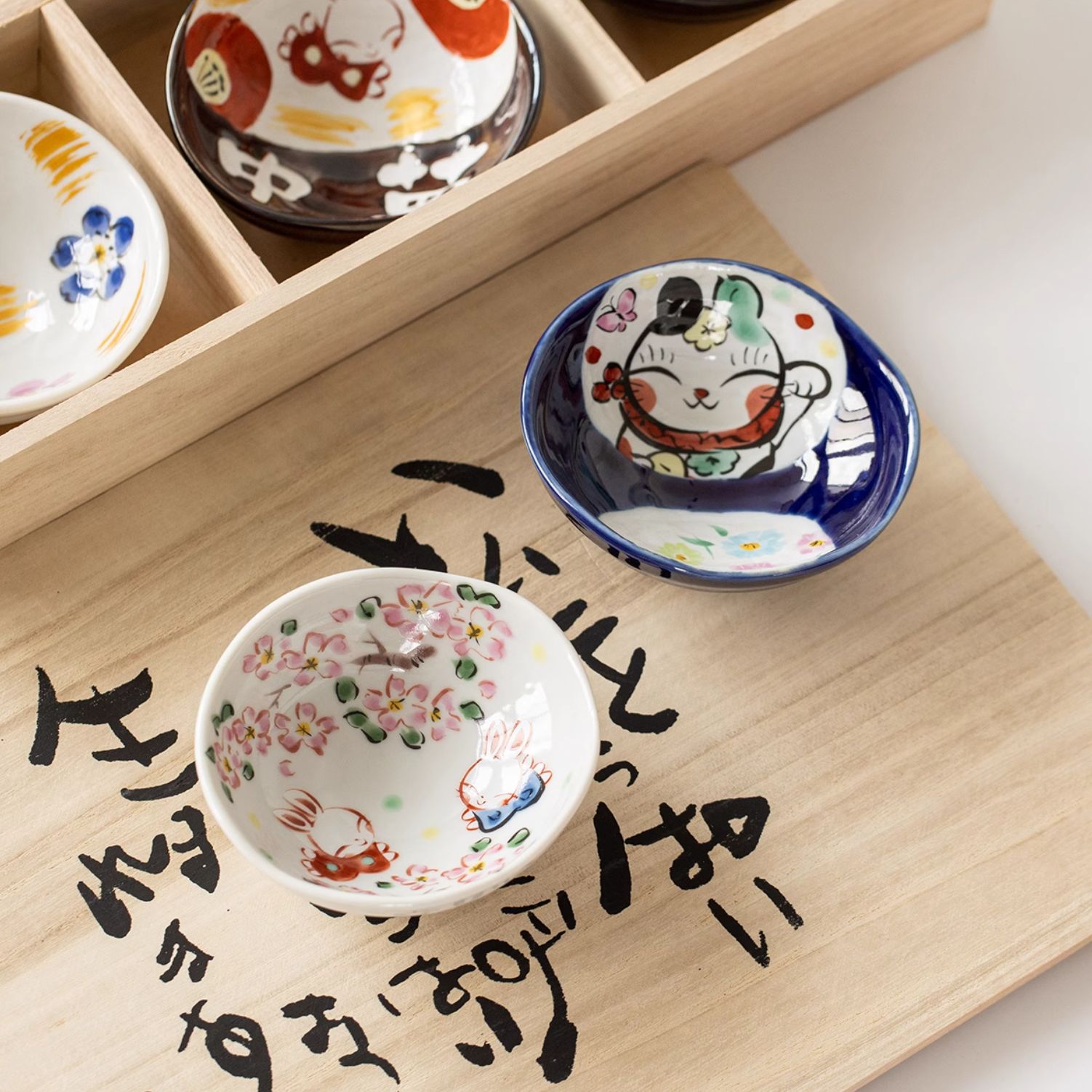 Seto Ware Yudachi Kiln Sakura Rabbit Ceramic Dipping Plate Gift Set