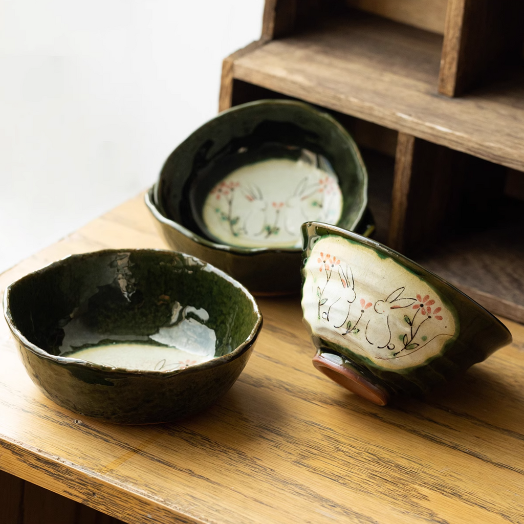 Seto Ware Hand-Painted Cute Rabbit Snack Bowl