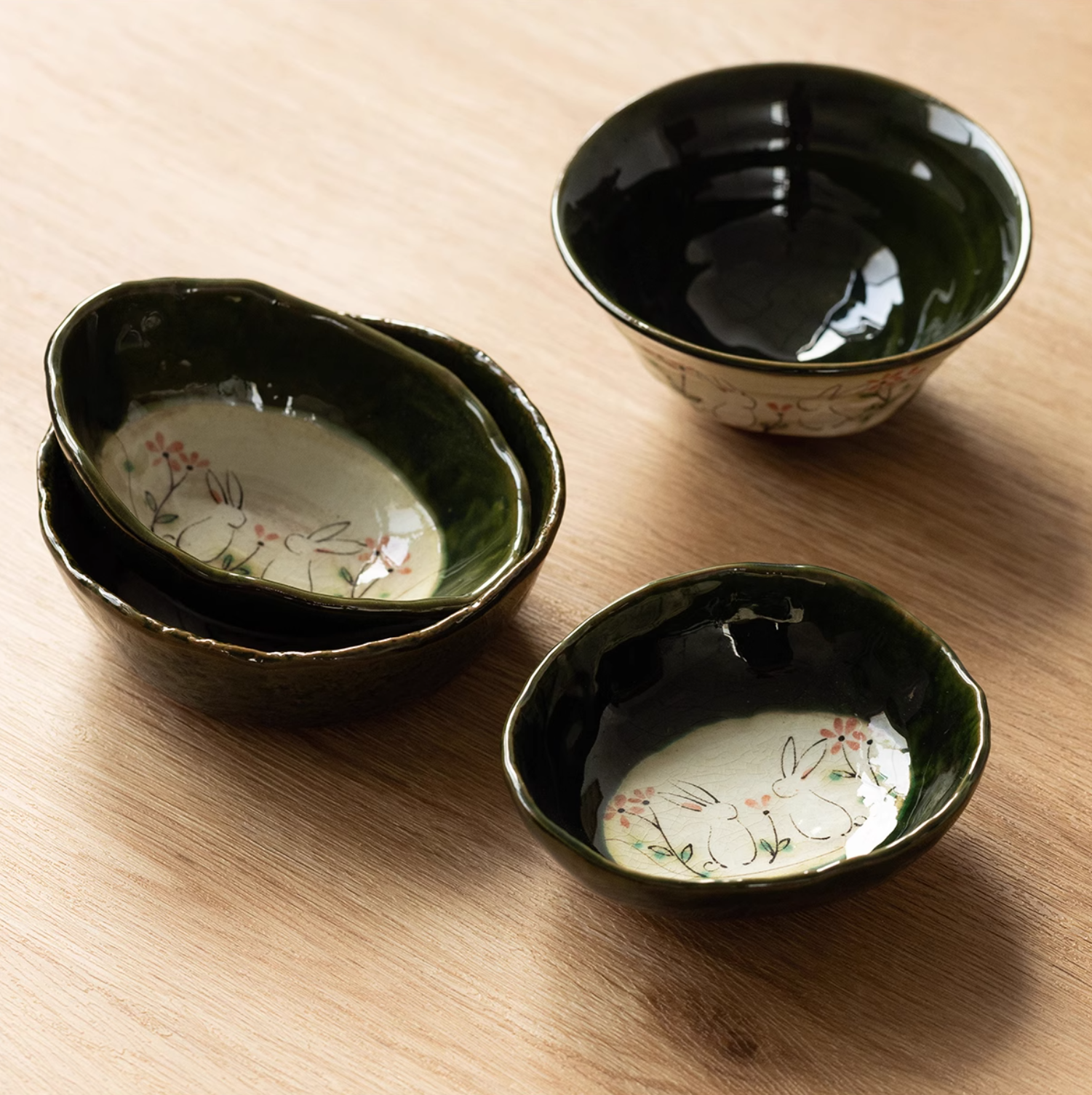 Seto Ware Hand-Painted Cute Rabbit Snack Bowl