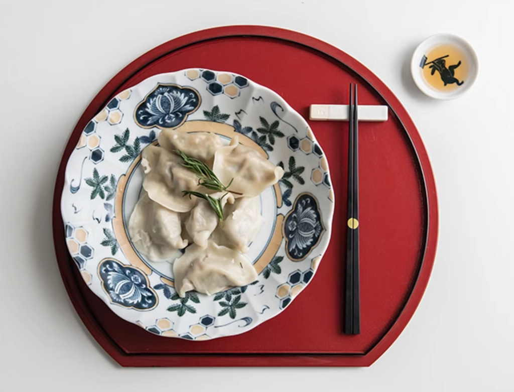 Mino Ware Underglaze 'Fu' Character Ceramic Plate Gift Set