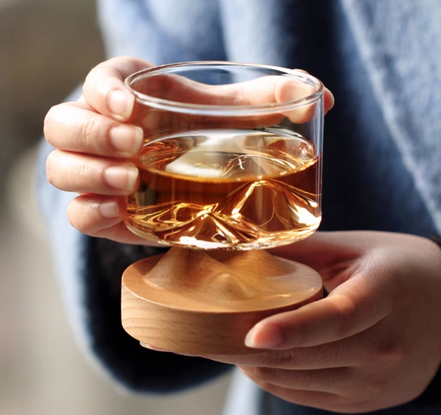 Mokushou Mountain Range Glass Tea Cup