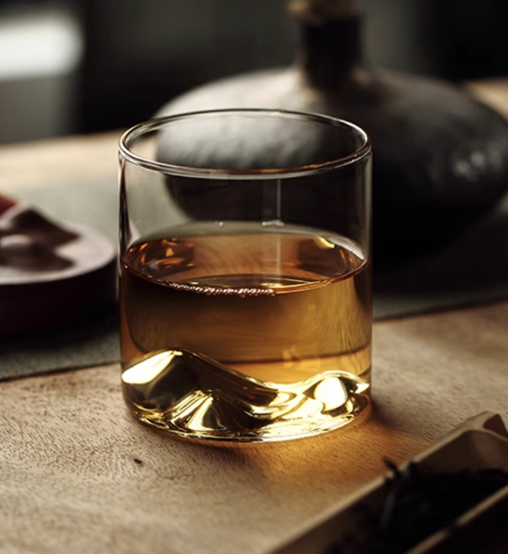 Mokushou Mountain Range Glass Tea Cup