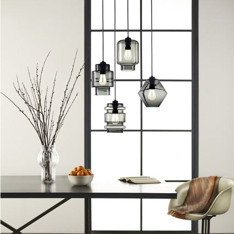 Delinea Pendant Light