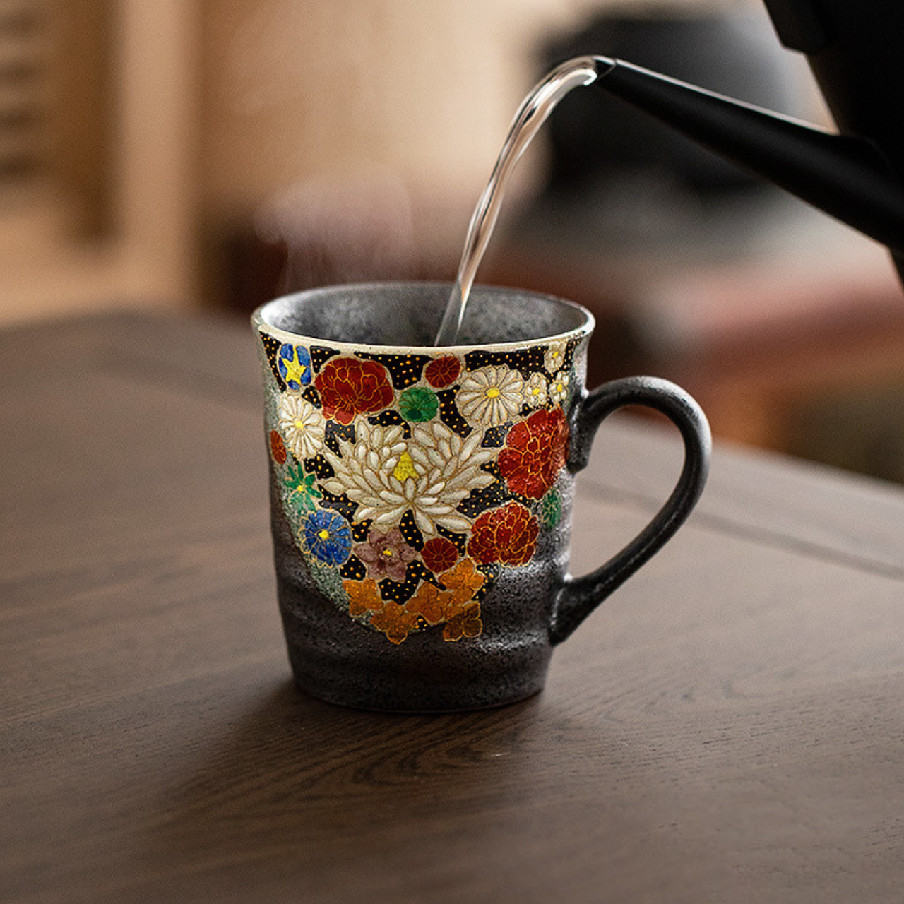 Kutani Ware Handcrafted Golden Floral Couple Mug Set – Wedding Gift