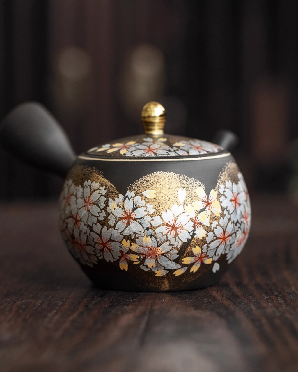 Kutani Ware Golden Sakura Teapot