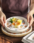 Fukutora Ware Hand-Painted Maple Leaf Plate