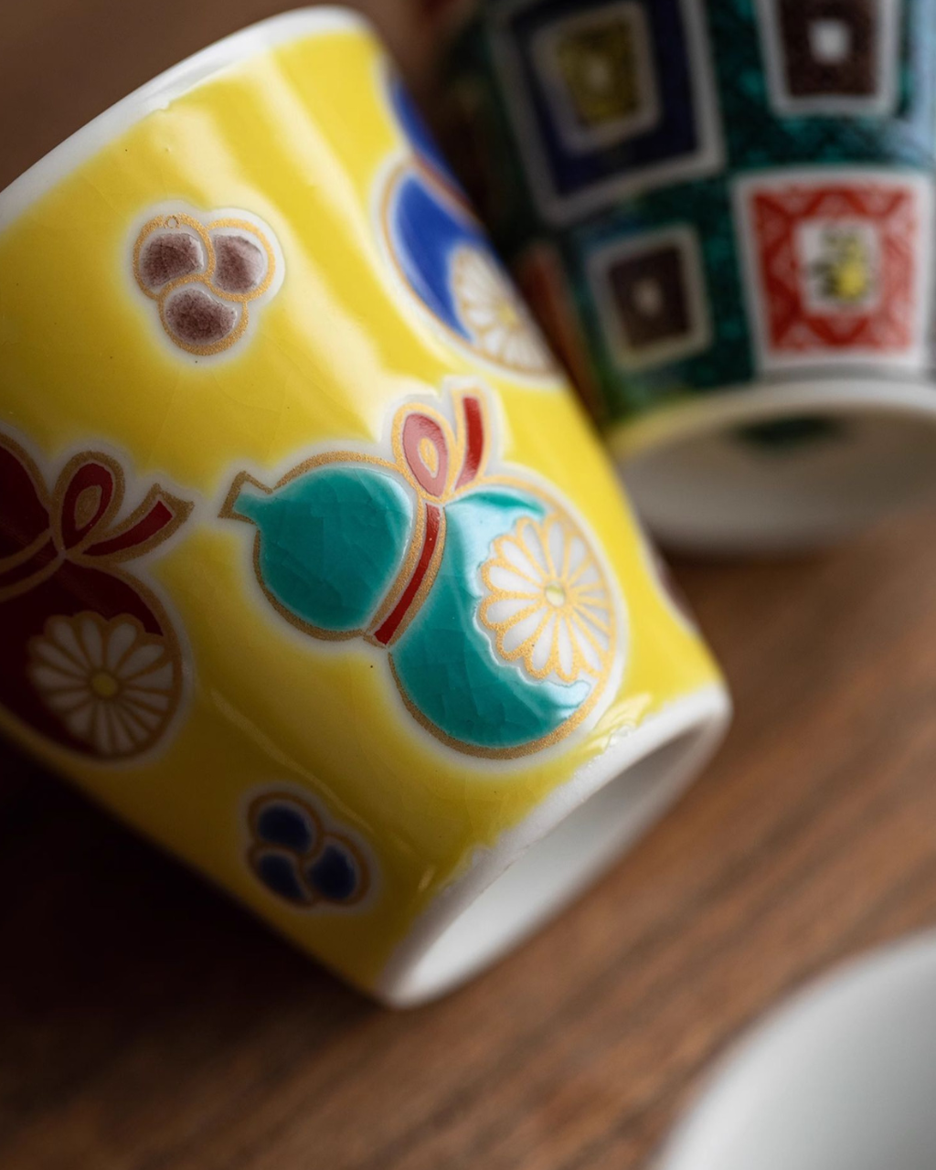 Kutani Ware Traditional Hand-Painted Gongfu Tea Set – Gift Box Edition