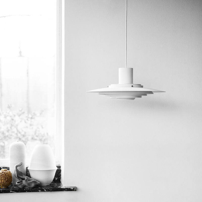 P376 Pendant Light
