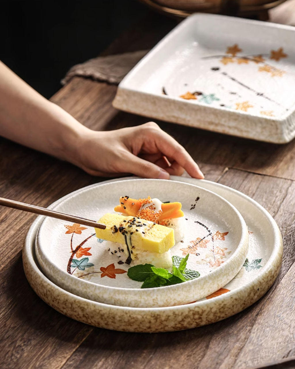 Fukutora Ware Hand-Painted Maple Leaf Plate