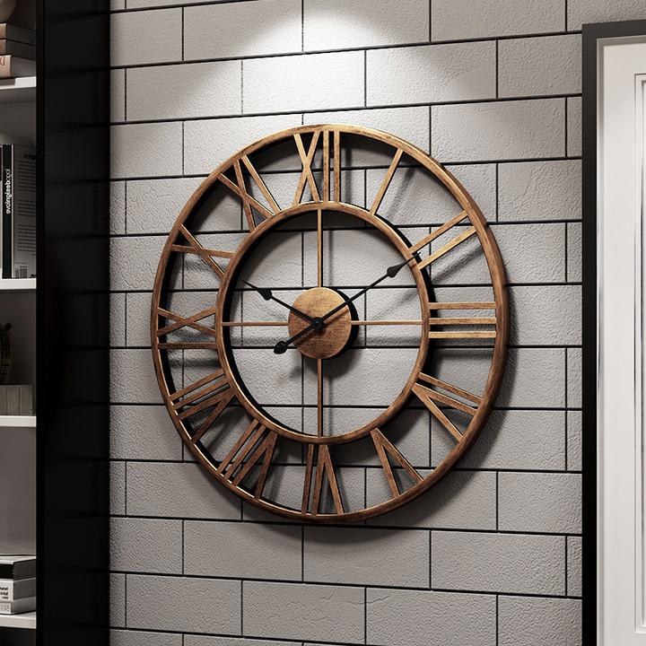 Retro Roman Wall Clock