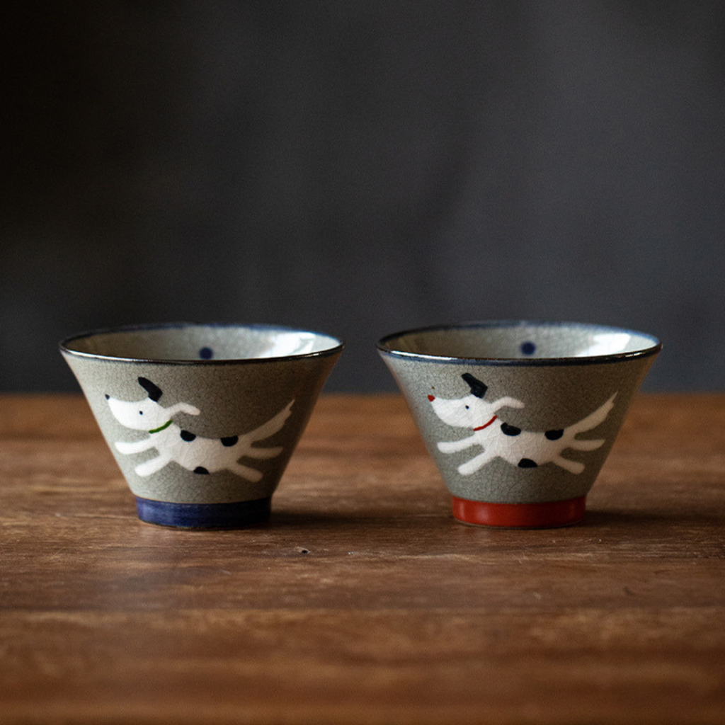 Shoho Kiln Adorable Puppy Cone-Shaped Bowl