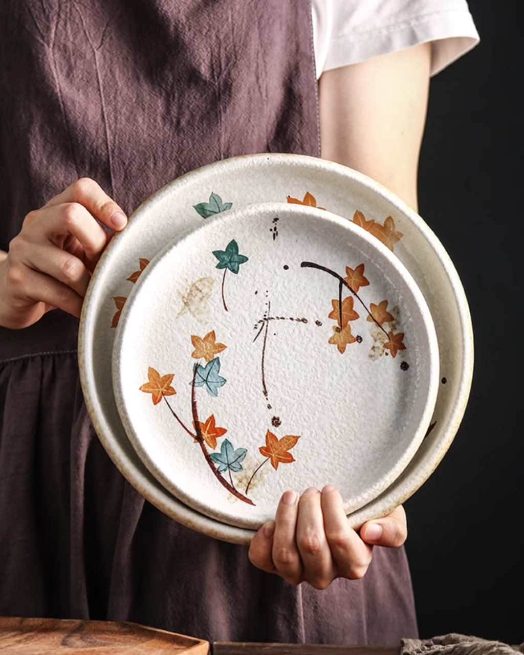 Fukutora Ware Hand-Painted Maple Leaf Plate