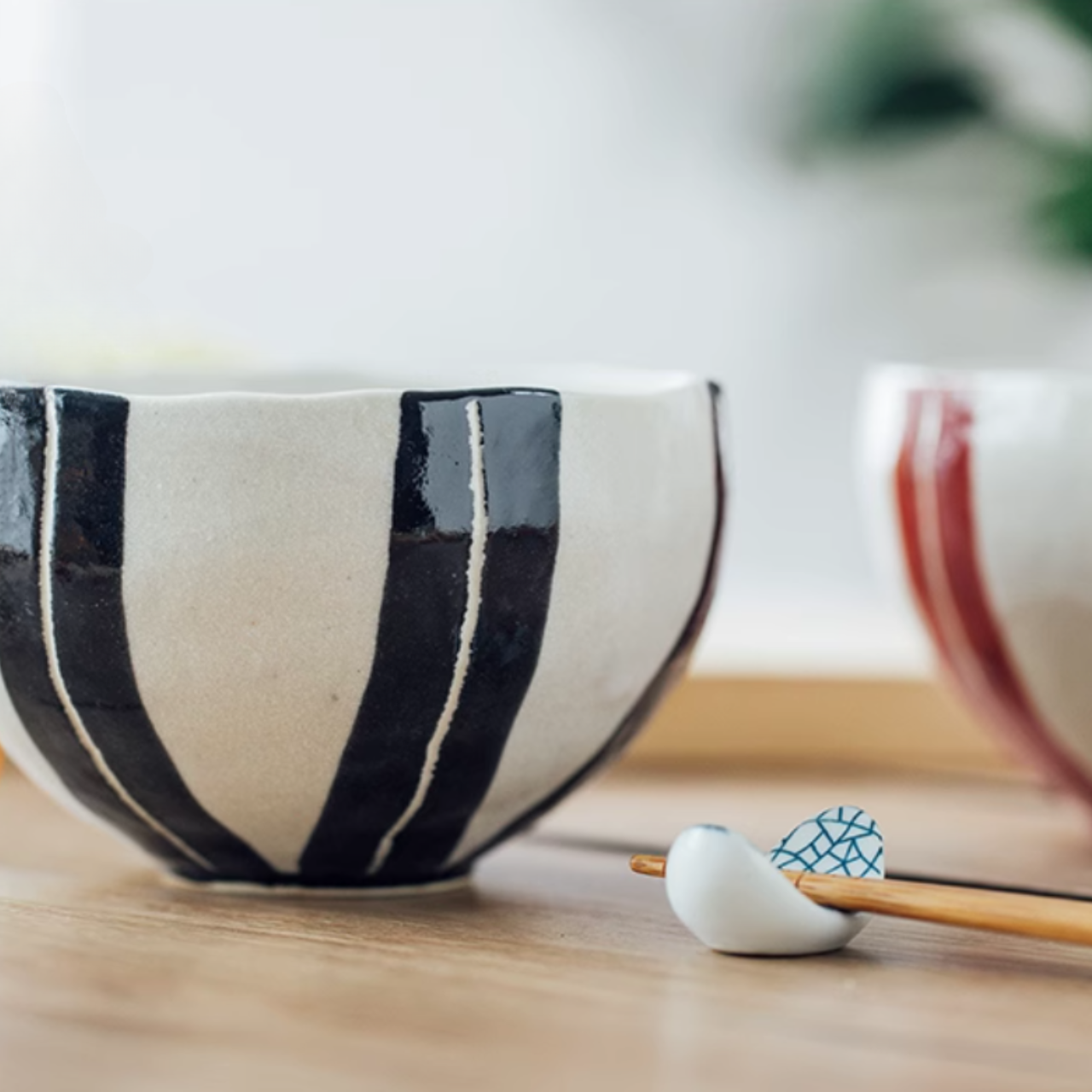 Mino Ware Vintage Underglaze Tokusa Couple Bowl Set – Wooden Box Edition