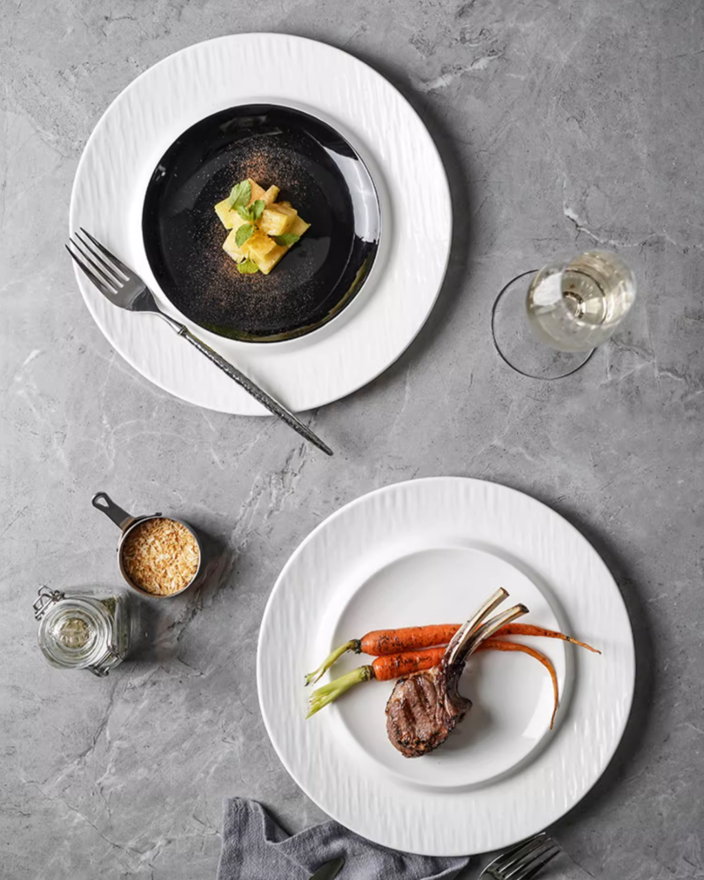 ALANIZ TER Series Lunar Eclipse Raised-Center Plate