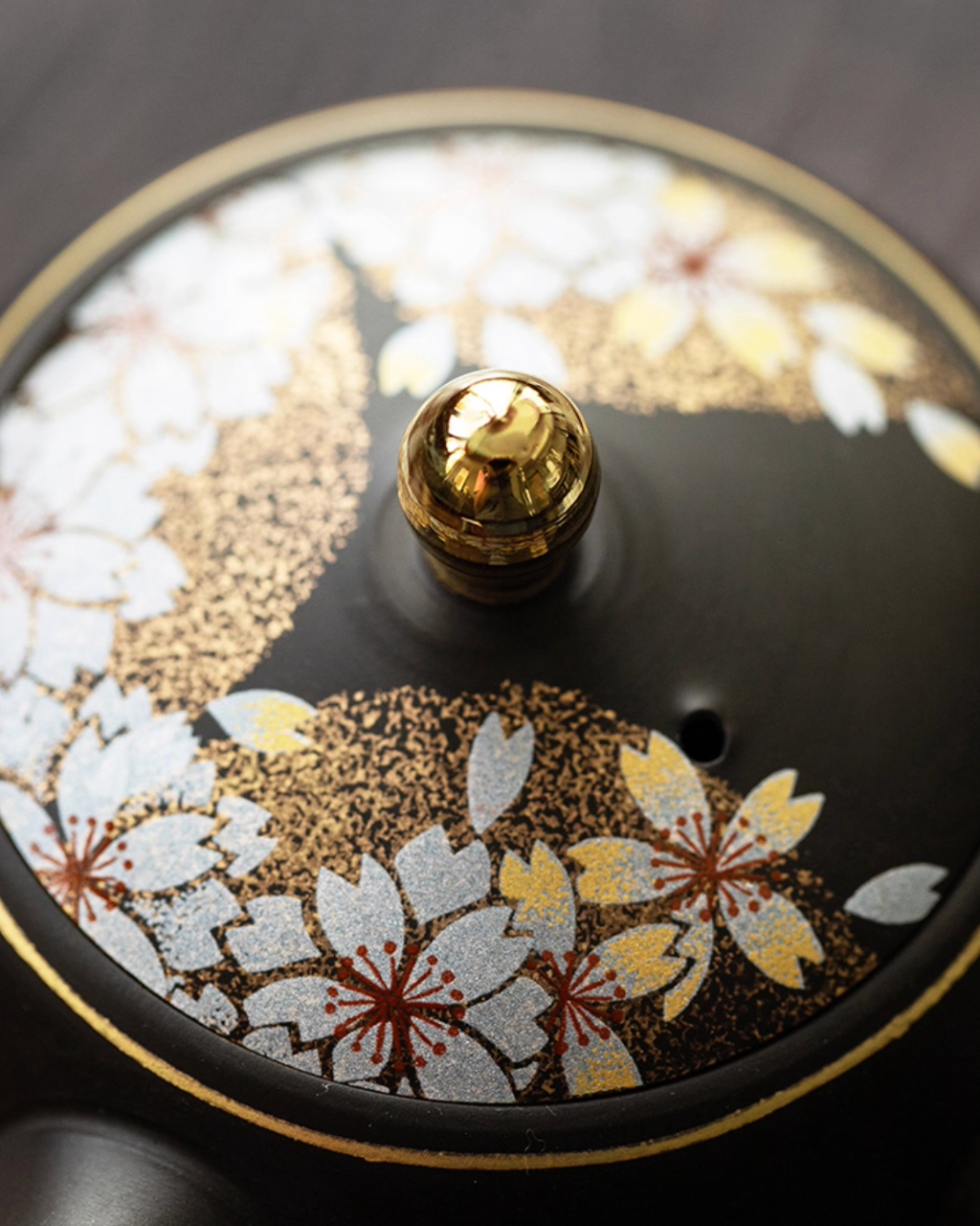 Kutani Ware Golden Sakura Teapot