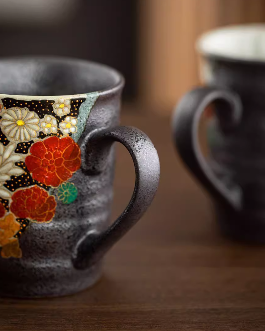 Kutani Ware Handcrafted Golden Floral Couple Mug Set – Wedding Gift