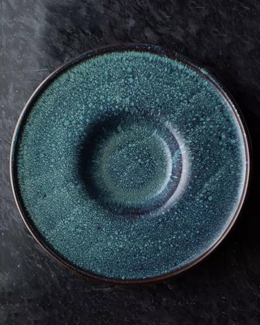 ALANIZ HD Series Handcrafted Peacock Straw Hat Plate