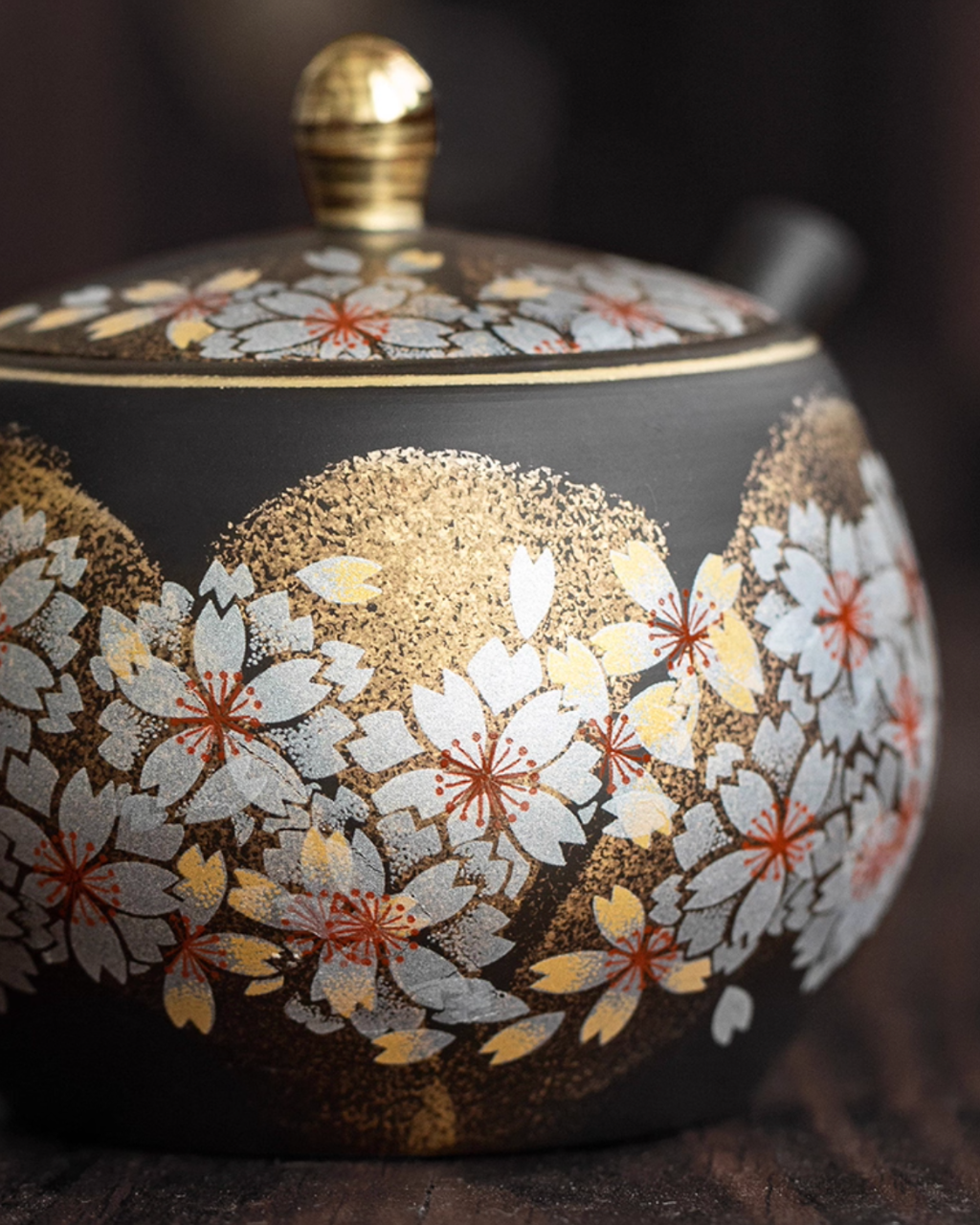 Kutani Ware Golden Sakura Teapot