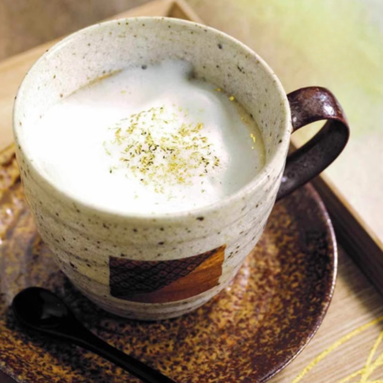 Hakuichi Handcrafted Vintage Ceramic Gold Leaf Autumn Reflection Mug Set