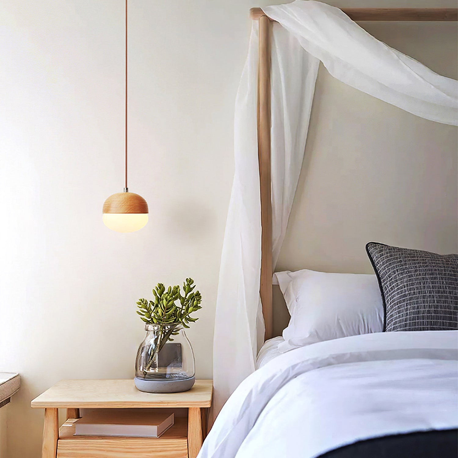 Wood Nut Pendant Lamp