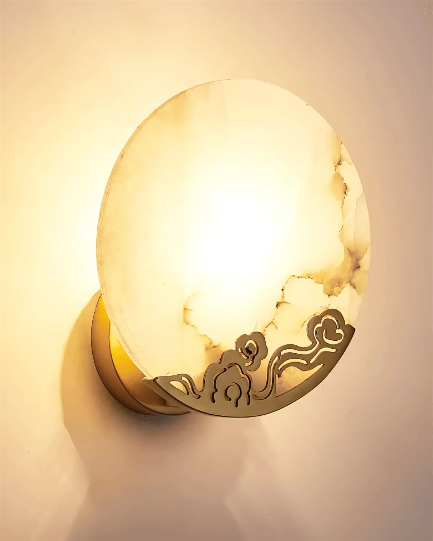 Alabaster Modern Ando Wall Lamp