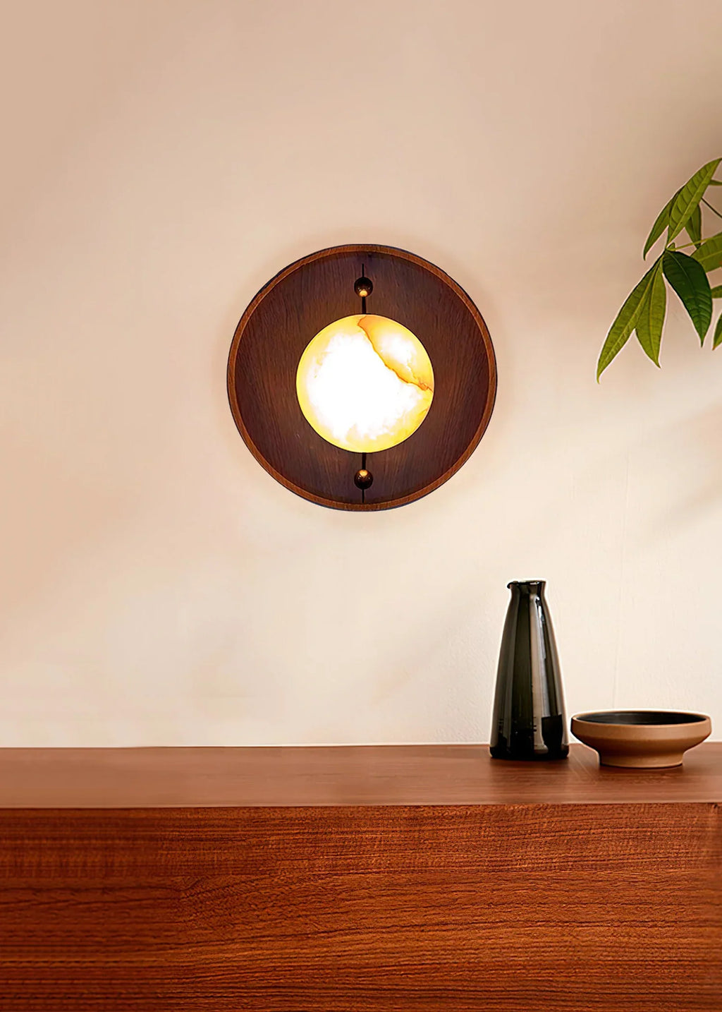 Alabaster Odis Spherical Wall Lamp