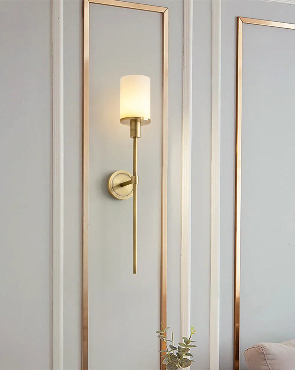Alabaster Tracie Luxury Wall Sconce