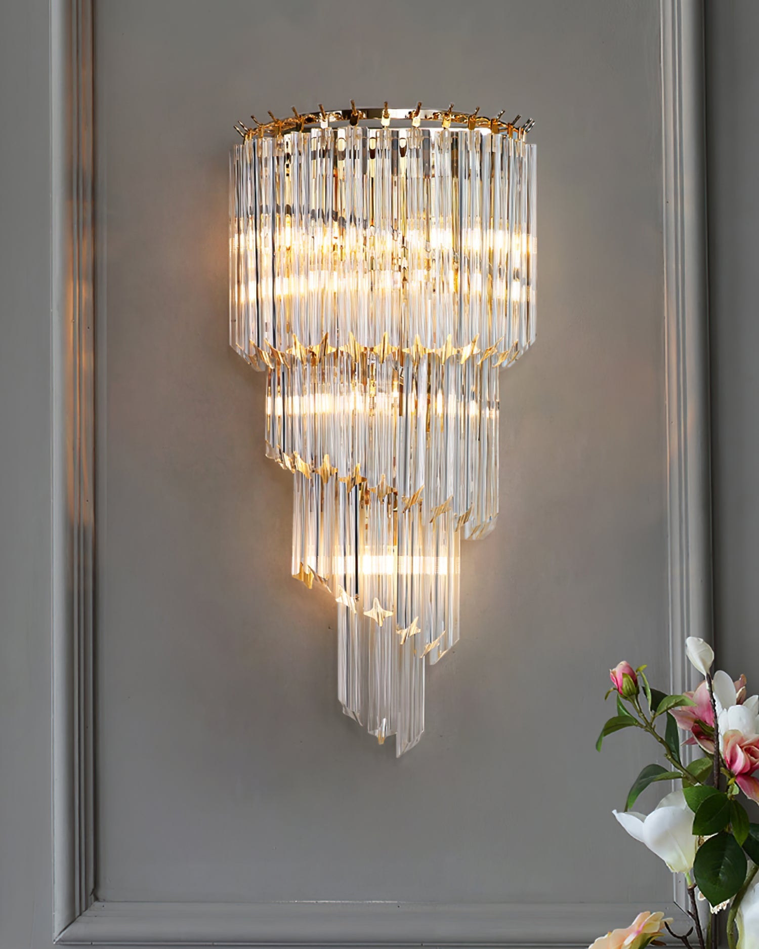 Amici Wall Sconce
