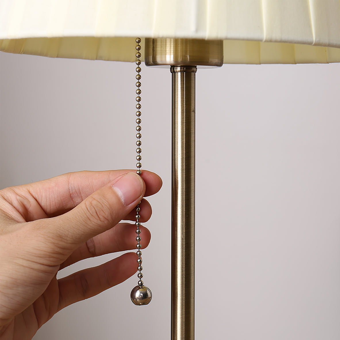 Arstid Table Lamp