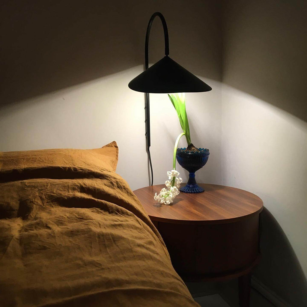 Arum Plug-In Wall Sconce – No-Wire Bedroom & Living Room Light