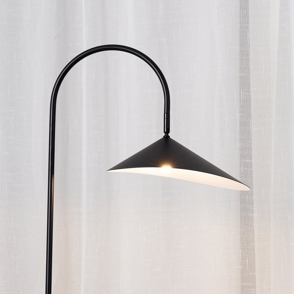 Mono Floor Lamp