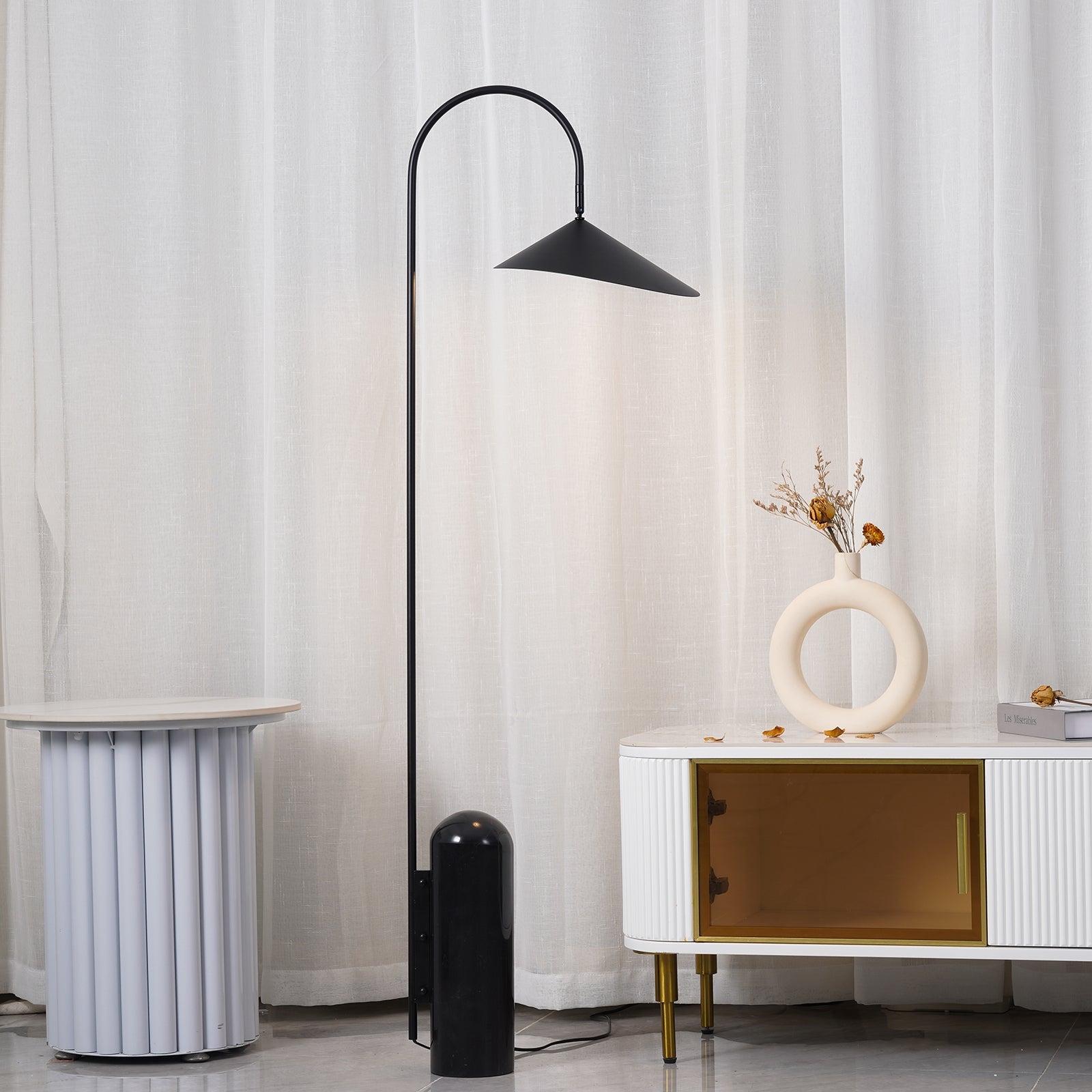 Mono Floor Lamp