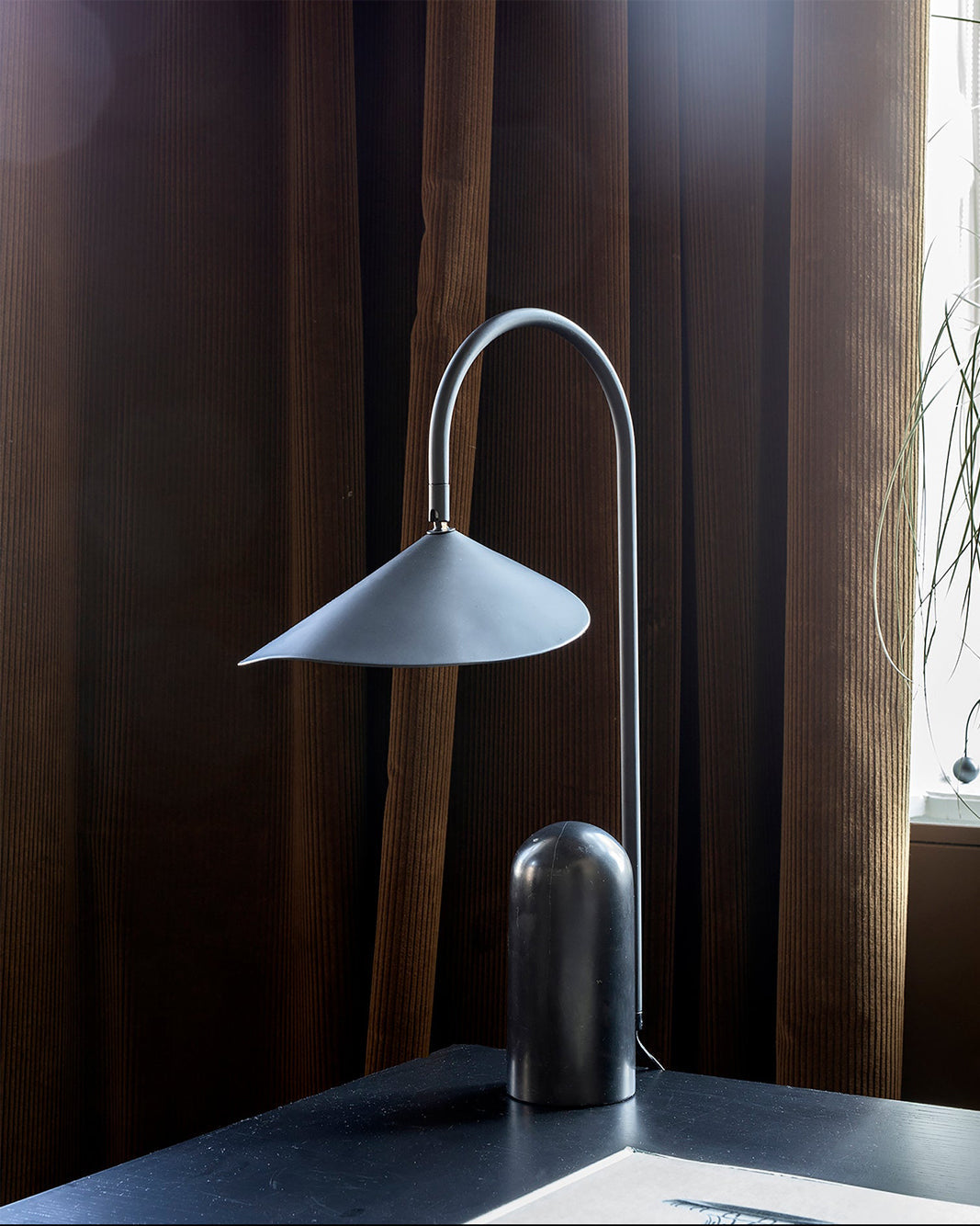 Mono Table Lamp