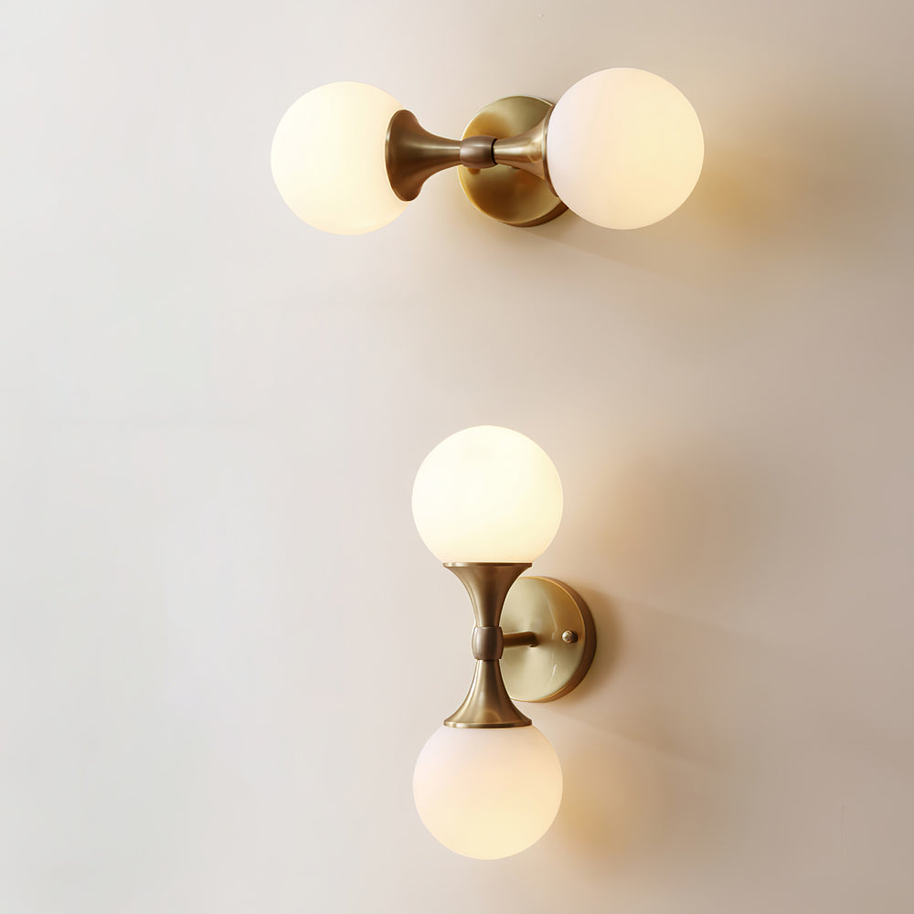 Balls Delly Wall Light