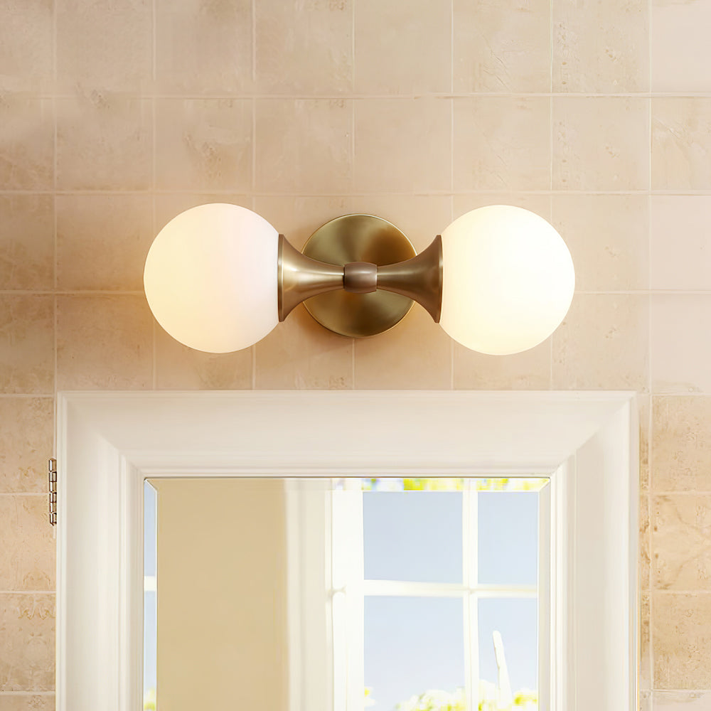 Balls Delly Wall Light