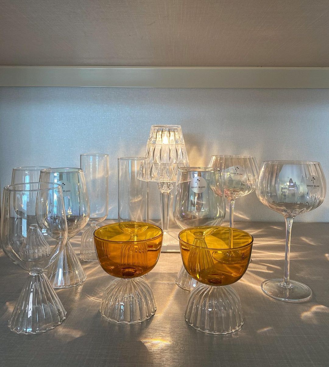 Sparkle Glam Built-in Battery Table Lamp