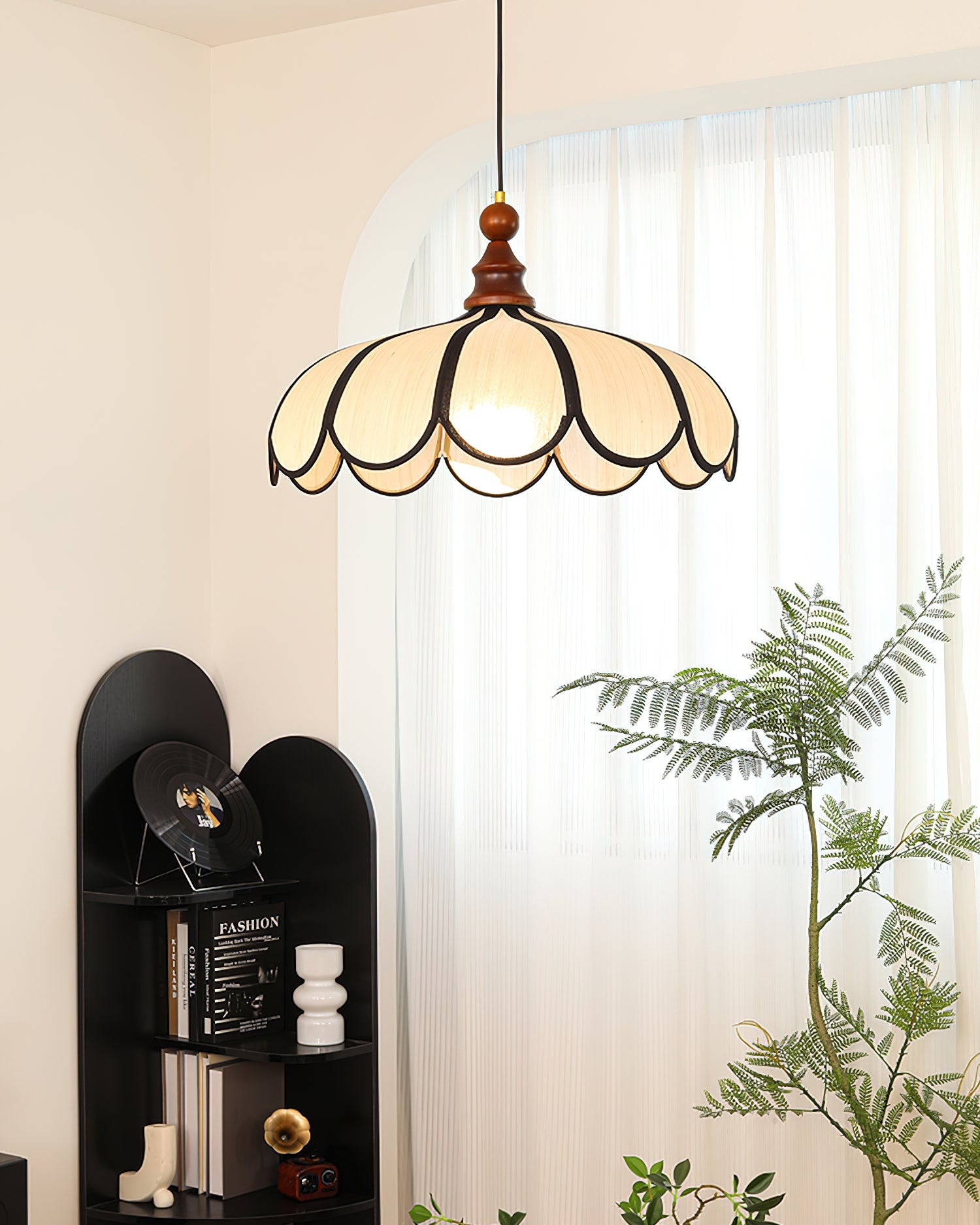 Botan Pendant Light