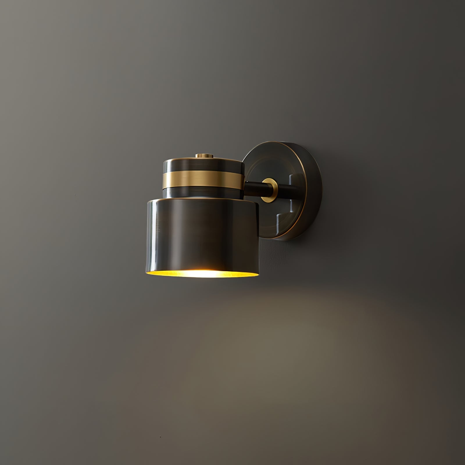 Brass Cylinder Wall Lamp