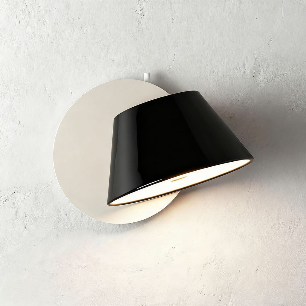 Brevino Wall Lamp